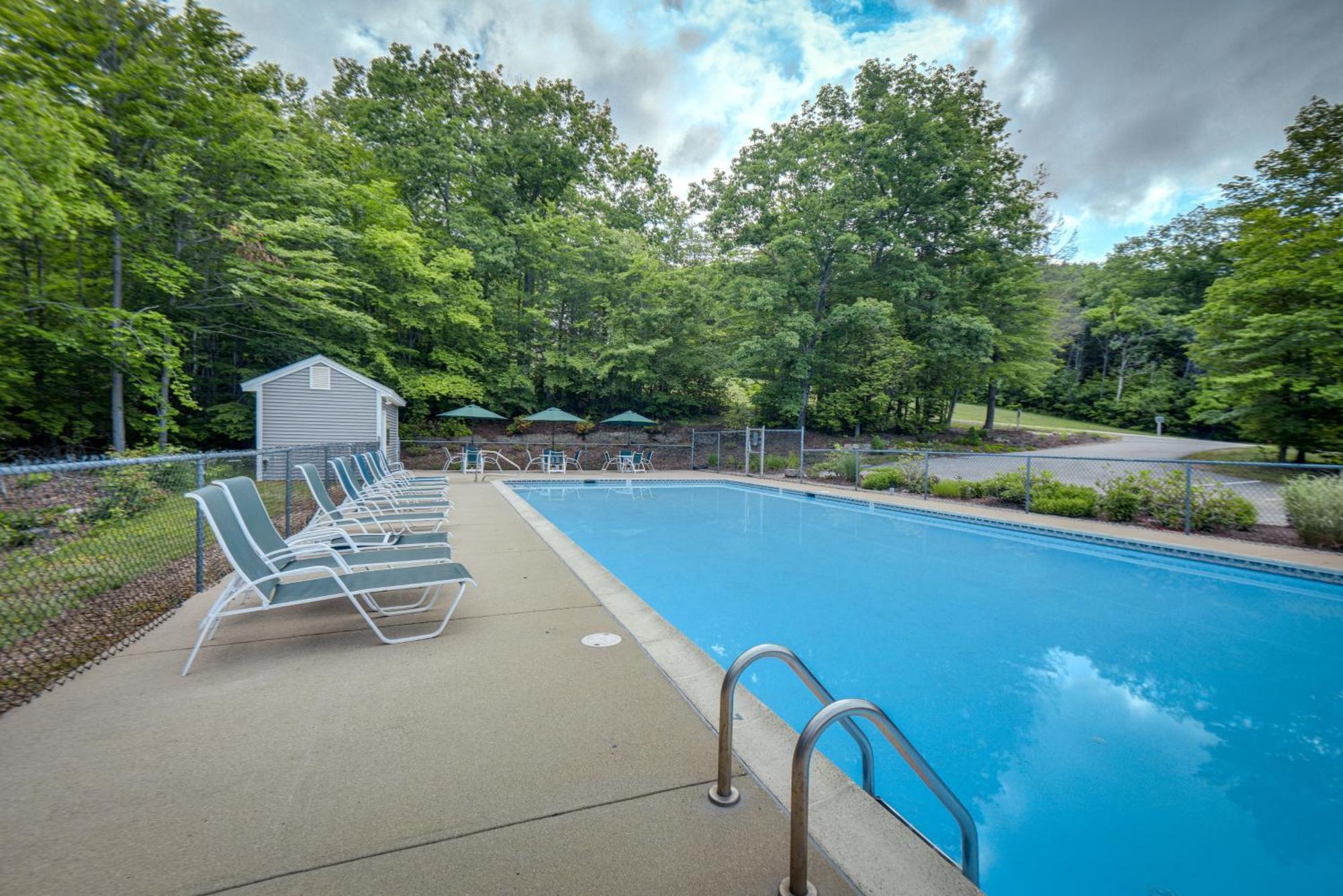 Bartlett Condo With Mountain View And Outdoor Pool! Exterior foto